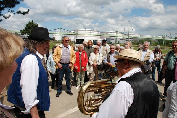 Die Musiker von "de Konincklyke Fanfare" empfingen die Gäste aus der Kreissstadt.