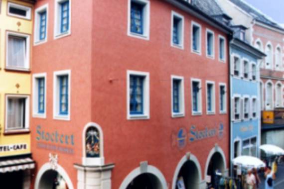 Haus des Kindes Stockert Bekleidung, Möbel, Spielwaren